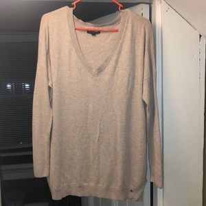 Light weight sweater